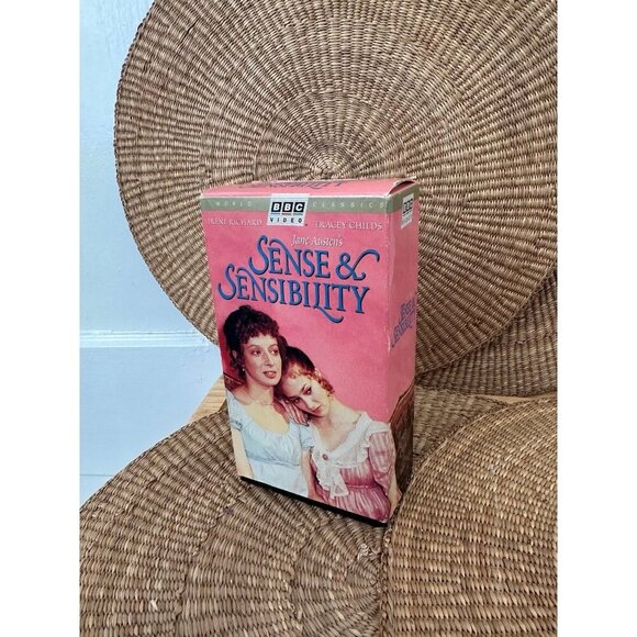 Vintage Jane Austen’s sense & sensibility VHS set - Picture 1 of 8